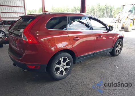 2013 Volvo Xc60 T6 z USA, uszkodzony, nr VIN YV4902DZXD2433327